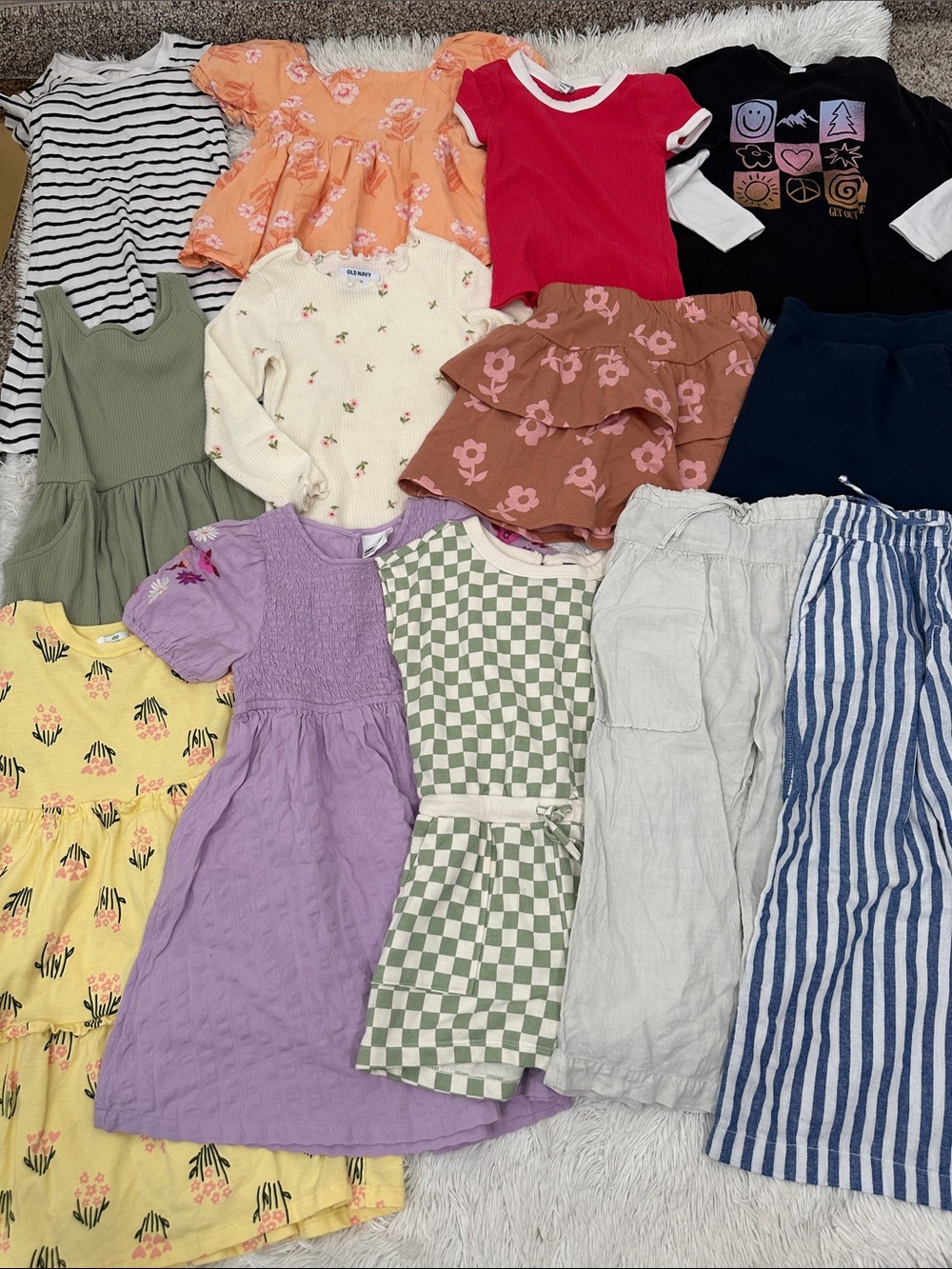 🦋 Bundle of 13 Girls Clothing Size 6-8